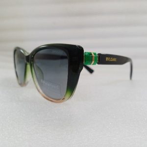 عینک آفتابی پلاریزه زنانه بلگاری
 رنگ سبز پاستیلی
Bvlgari collection
