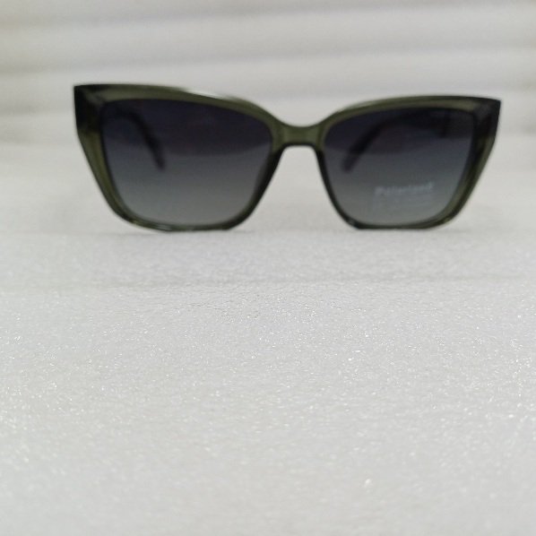 عینک آفتابی پلاریزه زنانه لویی ویتتون رنگ جذاب سبز پاستیلیLV new collection عینک آفتابی پلاریزه زنانه لویی ویتتون رنگ جذاب سبز پاستیلیLV new collection